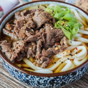 牛肉乌冬面 / Nouilles udon au boeuf