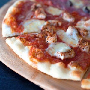 Sriracha Chicken Pizza