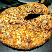 MDH Special Pizza