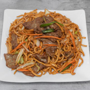 N3. Beef Hakka Noodles