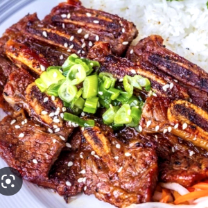 C2. Korean Beef Ribs / Cơm Sườn B&ograve; Đại H&agrave;n