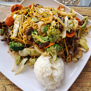 23. Beef Yakisoba