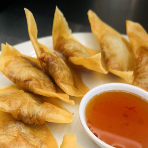 Deep-Fried Wonton (8 pcs)