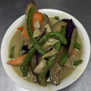T1. Thai Curry Chicken