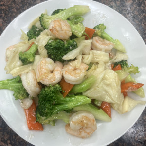 77. Shrimp with Mixed Greens