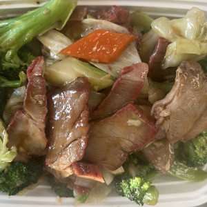 36. BBQ Pork & Mixed Greens