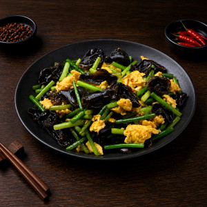C10. Stir-Fried Egg with Garlic Sprouts & Black Fungus 蒜苗木耳炒鸡蛋