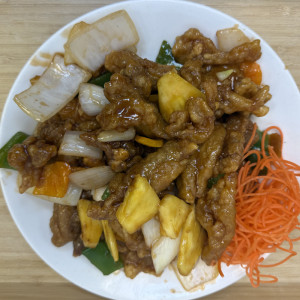 T3. Sweet & Sour Chicken with Pineapple 菠蘿咕嚕雞