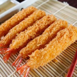 9. Crevettes frites avec mayonnaise (8 mcx)