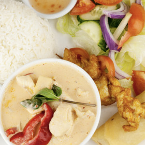 Steamed Rice with Chicken Feet and Spare Ribs 排骨鳳爪飯