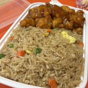 107. General Tso's Chicken Combo