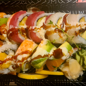 SL14. Rainbow Dragon Special Maki (9 pcs)