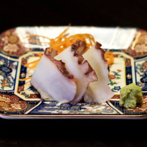 Tako Sashimi (3 pcs)