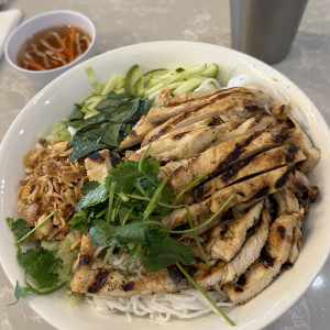 Chicken Vermicelli Noodle - B&uacute;n G&agrave; Nướng