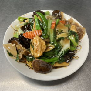 N61. Lo Han Chai Chow Mein 羅漢齋炒麵