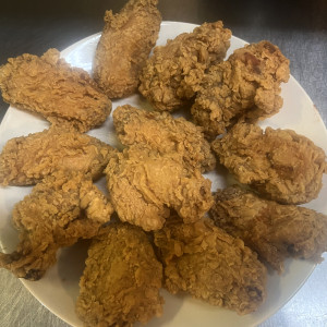 7. Deep-Fried Chicken Wings (12 pcs)