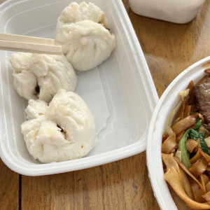10. Steamed BBQ Pork Buns 叉燒飽 (M)