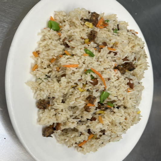 R71. Vegetable Salty Fish Fried Rice (Contain Eggs) 咸餘雞丁炒飯