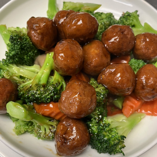E69. BBQ Vegetable Ball 紅燒獅子頭