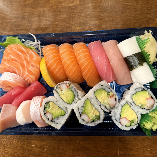 DS6. Sushi Sashimi Petite