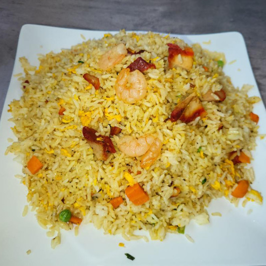 R4. Yeung Chow Fried Rice