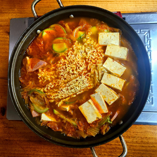 Budae Gogi Jeongol 부대고기전골