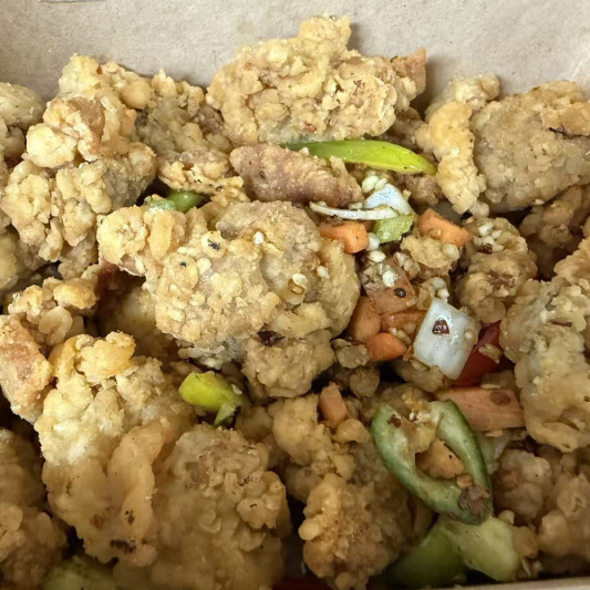 27. Hot & Spicy Boneless Chicken