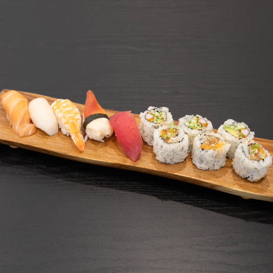 Maru Sushi Combo