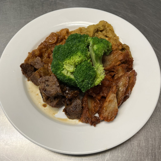 E50. Assorted Seitan Platter 齋魯味