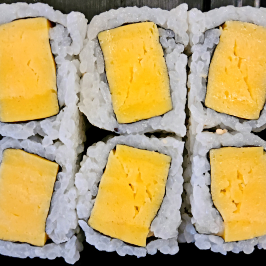 MM10. Tamago (Steamed Egg) Roll (6 pcs)