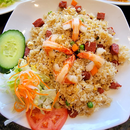 F1 Yang-Zhou Fried Rice (Cơm Chi&ecirc;n Dương Ch&acirc;u)