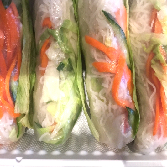 2a. Vegetable Salad Rolls (4 pcs)