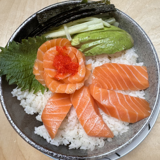 Salmon Sashimi Rice Bowl