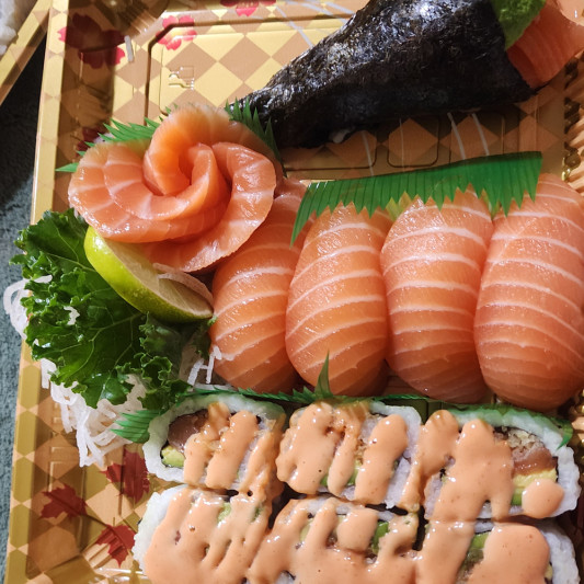 Sushi Combo C (15 pcs)