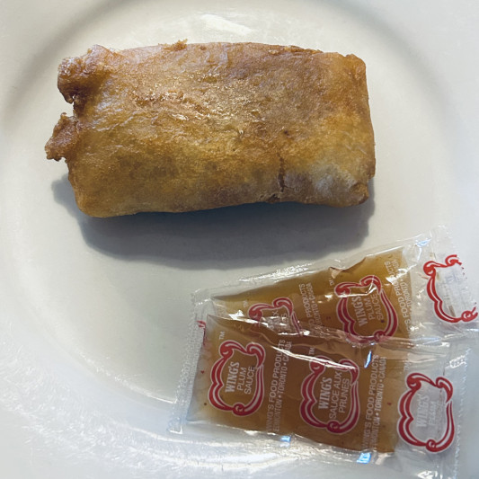 4. Egg Roll (1 pc)