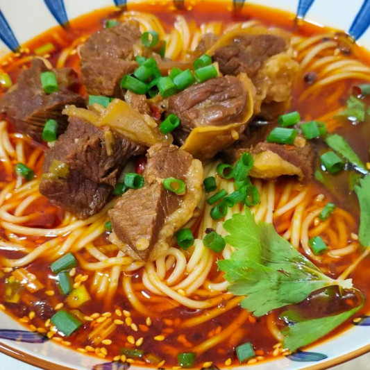 1. Beef Noodle Soup 牛肉拉面