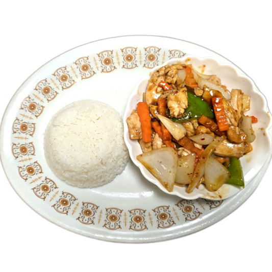 6. Cashew Nut Chicken Served with Rice