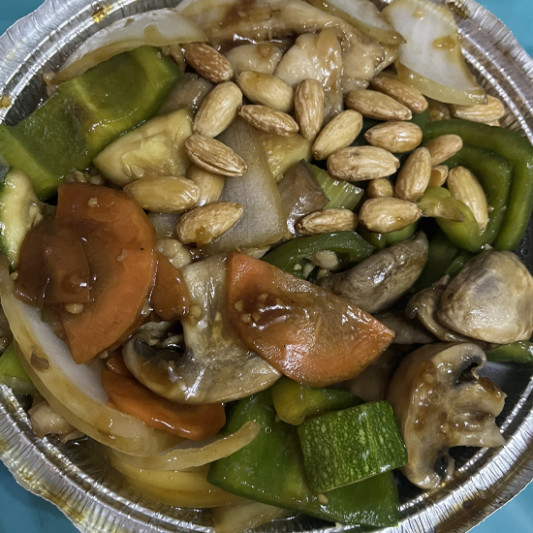 75. Chicken with Vegetable & Almonds