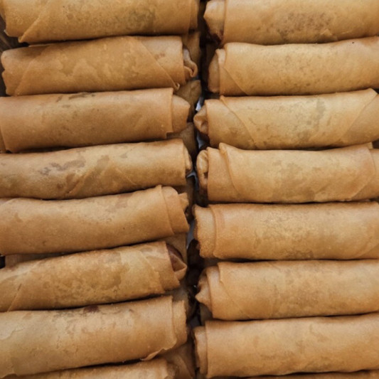 6. Spring Roll (2 pcs)