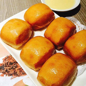 10. Mini Fried Buns (6 pcs) (素) 刀切饅頭 (蒸)
