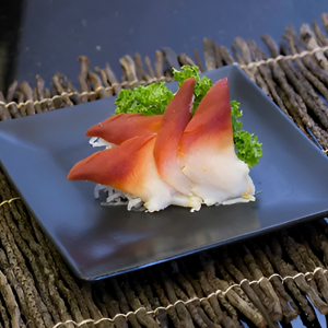 Hokkigai Sashimi