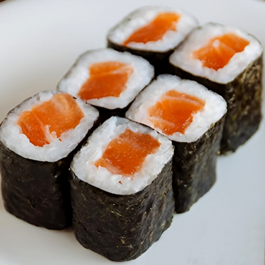 Salmon Maki Roll