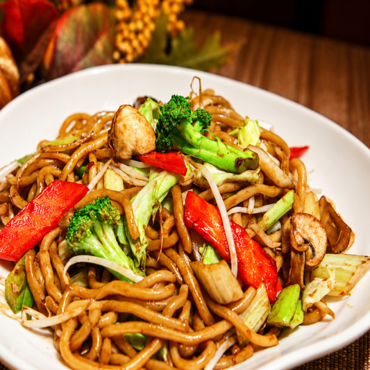 104. Vegetable Fried Noodles 蔬菜粗炒