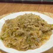 Sauerkraut Fried Vermicelli / 酸菜炒粉条