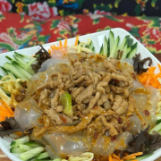 Sesame Sauce Mung Bean Pasta / Dong Bei 东北五彩拉皮