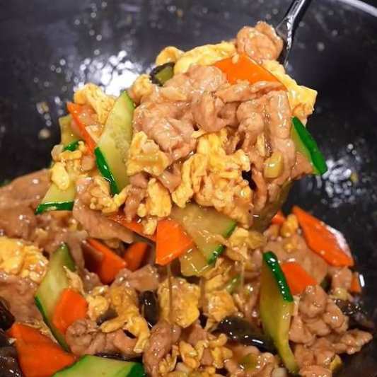 Shredded Pork with Egg & Vegetables / 木须肉