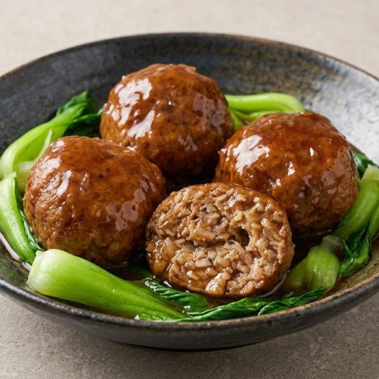 Meat Ball / 红烧狮子头
