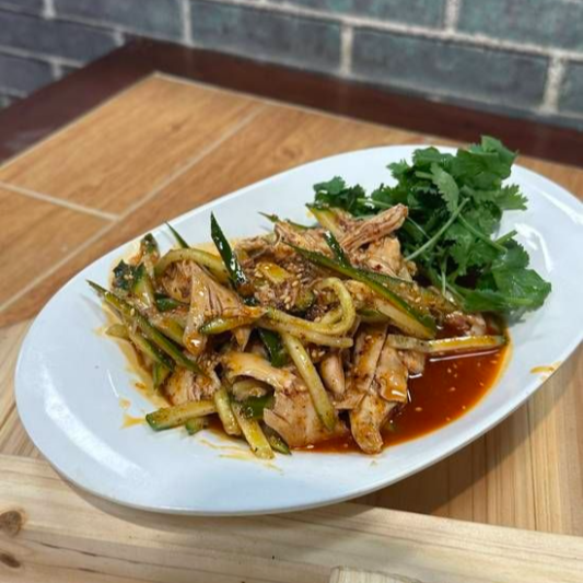 Shredded Chicken in Chili Sauce / 红油手撕鸡