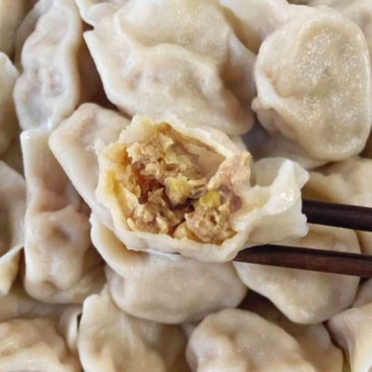 Pork & Cabbage Dumpling (15 pcs) / 猪肉白菜水饺 (15个)