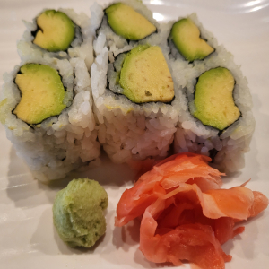 Avocado Maki (6 pcs)